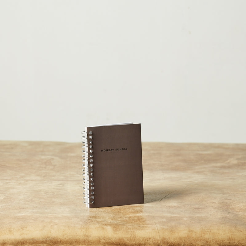 Monday Sunday Notesbog med spiralryg - Brun / A6 Notebooks Grey